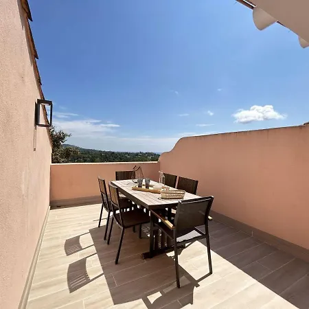 Duplex 5p Avec Terrasse Et Piscines - Fr-1-226-521