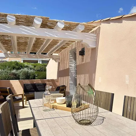 Duplex 5p Avec Terrasse Et Piscines - Fr-1-226-521 *